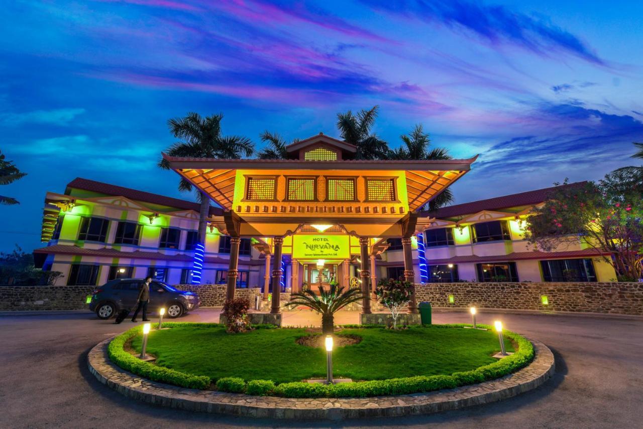 Hotel Nirvana By Luxury International Paklihwa Extérieur photo